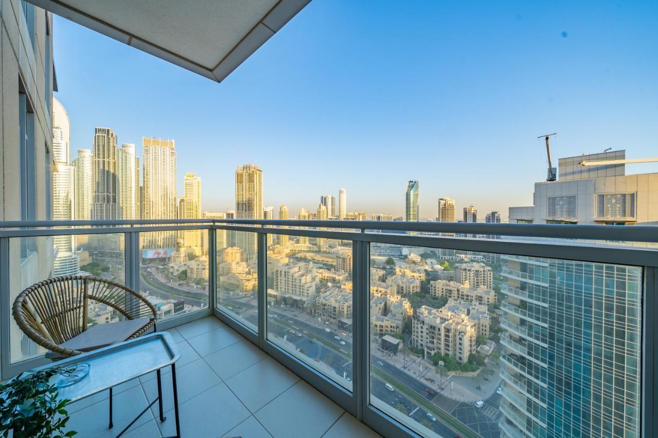 Chic And Zen Apartment, Near Burj Khalifa Tower Дубай Экстерьер фото
